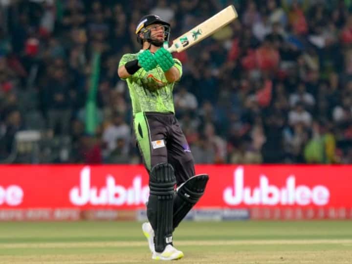 Lahore Qalandars have set a target of 201 runs in front of Multan Sultan in Pakistan Super League Shaheen Afridi live score PSL 2023: शाहीन अफरीदी ने 15 गेंदों पर जड़ दिए 44 रन, मुल्तान सुल्तान के सामने 201 रनों का लक्ष्य