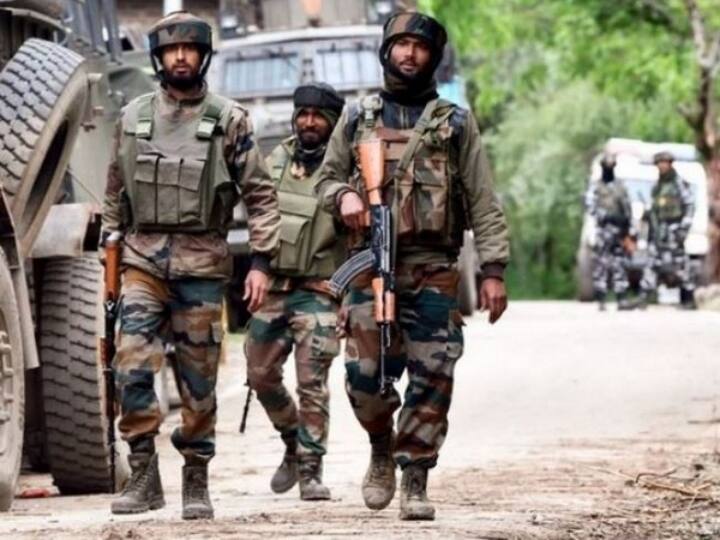 Jammu- Kashmir: Encounter with terrorists in Jammu and Kashmir’s Pulwama, encounter continues from 12 midnight, security forces cordoned off the entire area