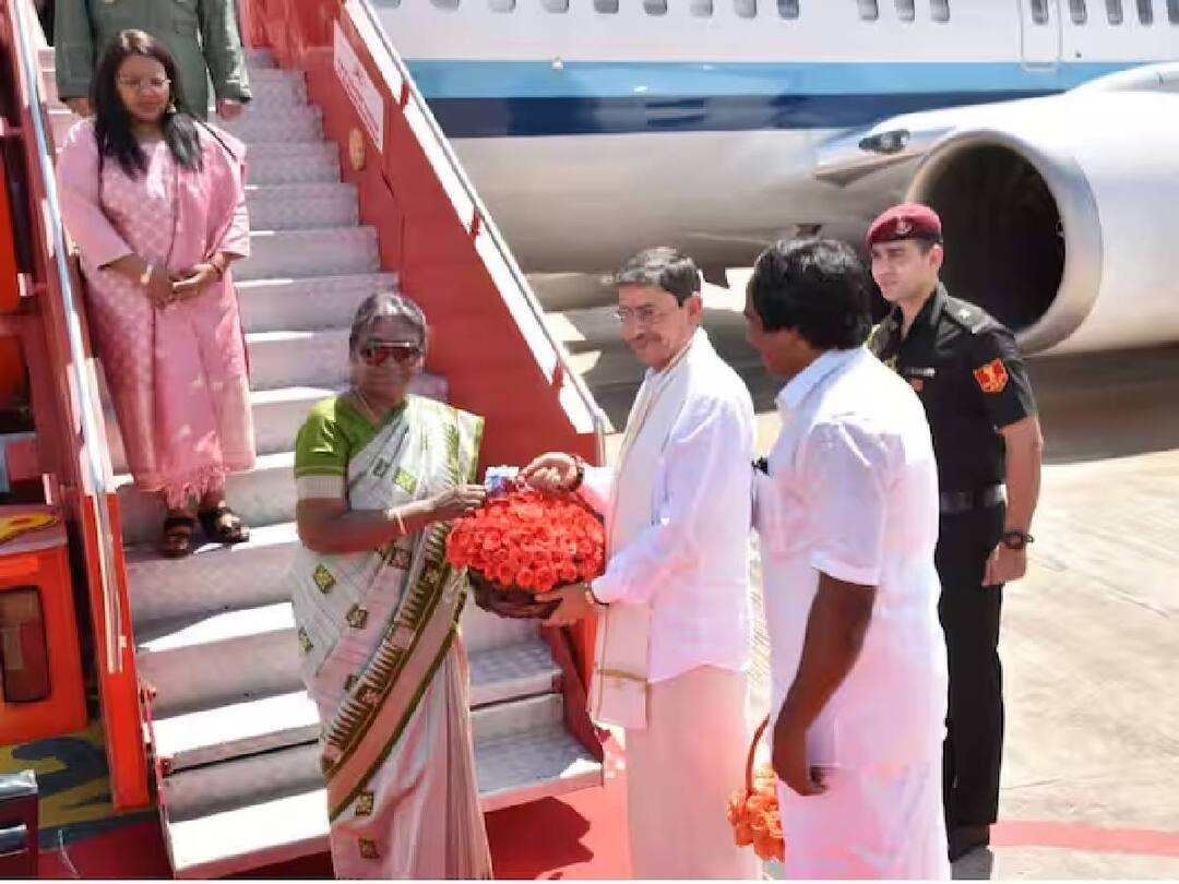 President draupathi murmu reached Kanyakumari by helicopter from Thiruvananthapuram. President Visiting Vivekananda Mandapam in Kumari. குடியரசுத் தலைவர் திரவுபதி முர்மு, இரண்டாவது முறையாக தமிழ்நாட்டிற்கு வருகை.. பயண திட்டங்கள் என்ன?