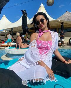 Harshika Poonacha Photos: जानिए कौन हैं हर्षिका पूनच्चा, पवन सिंह संग काम कर भोजपुरी सिनेमा में बजा रही हैं डंका, बेस्ट डेब्यू एक्ट्रेस का मिला खिताब