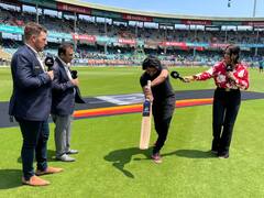 సునీల్ గవాస్కర్, ఆరోన్ ఫించ్‌ల ముందు నాని బ్యాటింగ్ - వైజాగ్ మ్యాచ్‌లో నేచురల్ స్టార్!