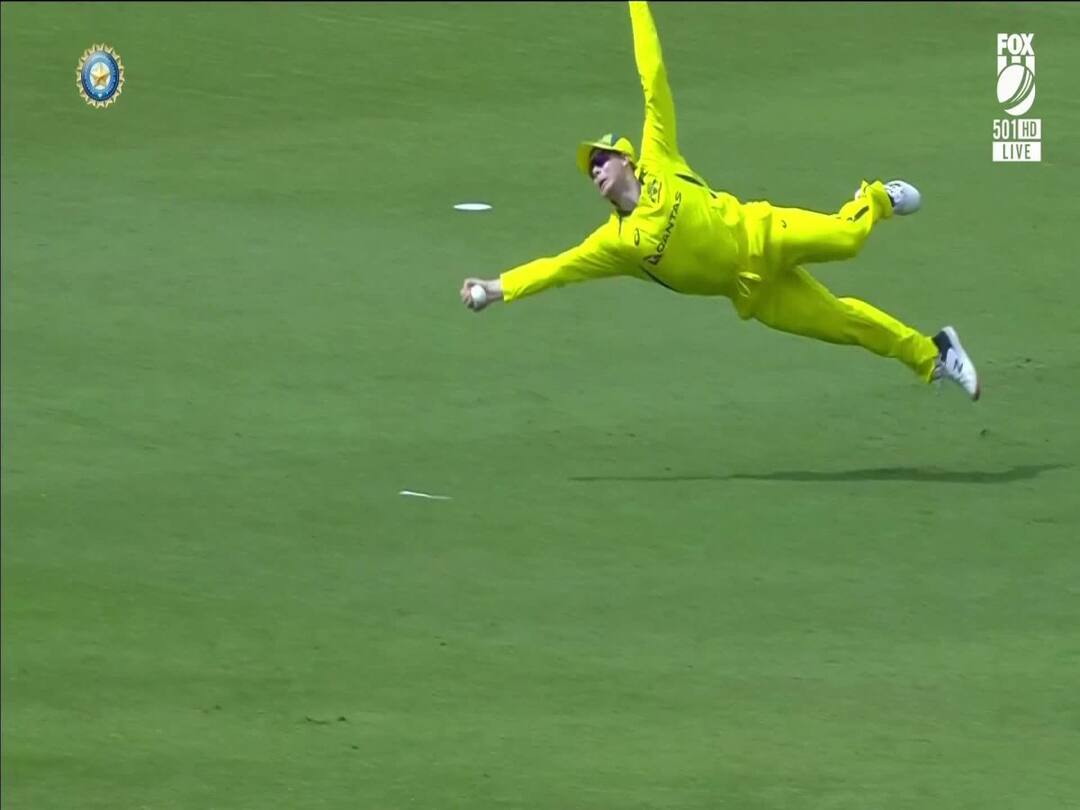 IND vs AUS 2nd ODI Excellent Catch By Captain Steven Smith Hardik Pandya India vs Australia 2nd ODI Steven Smith Catch: Australian Captain Completes Blinder Of A Catch To Send Back Hardik Pandya In Second ODI