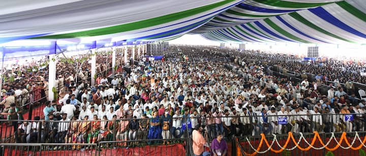 మార్కెట్ యార్డ్ సమీపంలో భారీ బహిరంగ సభ
