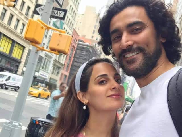 इसी के साथ-साथ आपको बता दें कि कुणाल कपूर अमिताभ बच्चन के दामाद है और नैना बच्चन अभिषेक बच्चन की बहन है. जिस वजह से ऐश्वर्या राय बच्चन नैना बच्चन की भाभी मानी जाएंगी.