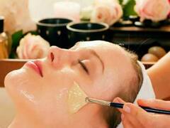 Ghee for Skin Care: દેશી ઘી ત્વચા માટે છે વરદાન સમાન, આ રીતે કરો મસાજ આવશે નેચરલ ગ્લો