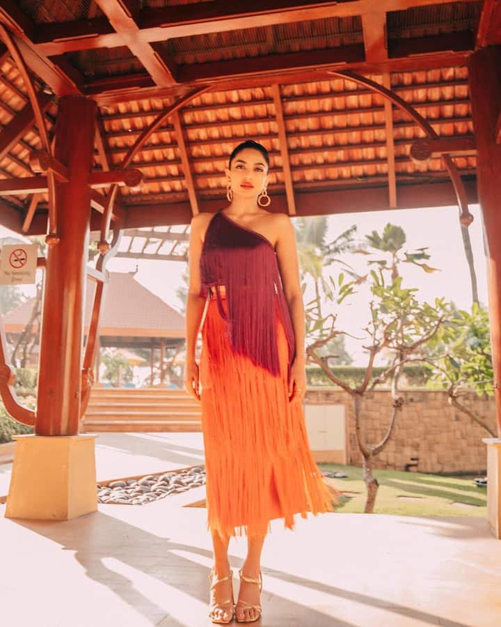 Her outfit was from the shelves of Zabella. (Image Source: Instagram)