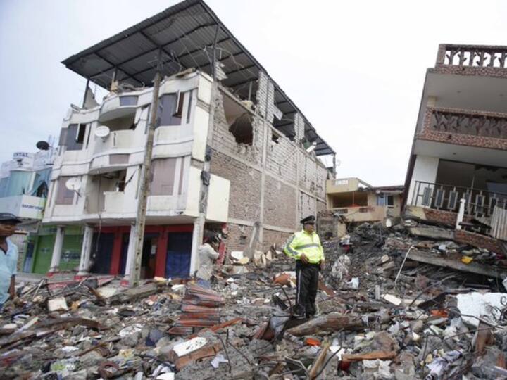 Ecuador Earthquake Deadly quake claims 14 lives in Ecuador 1 in Peru Ecuador Earthquake: ఈక్వెడార్, పెరూను కుదిపేసిన భారీ భూకంపం-14 మంది మృతి