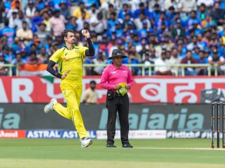 Mitchell Starc became took 9th time five-fors in ODIs fourth most in list IND vs AUS 2nd ODI IND vs AUS: इन दिग्गज गेंदबाजों की फेहरिस्त में शामिल हुए स्टार्क, विशाखापत्तनम में 5 विकेट लेकर हासिल किया बड़ा मुकाम