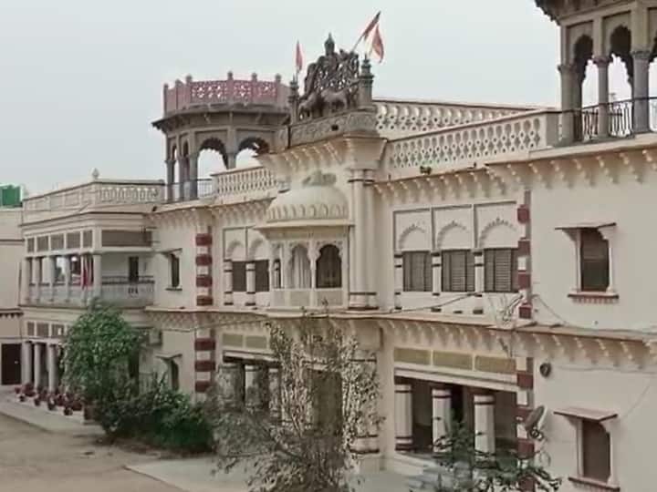UP News: हेरिटेज बनेगा अब बस्ती राजमहल, CM योगी आदित्यनाथ ने डीएम को प्रोजेक्ट तैयार करने के दिए निर्देश Basti Rajmahal Declare Heritage CM Yogi Adityanath instructed DM to prepare the project ANN UP News: हेरिटेज बनेगा अब बस्ती राजमहल, CM योगी आदित्यनाथ ने डीएम को प्रोजेक्ट तैयार करने के दिए निर्देश
