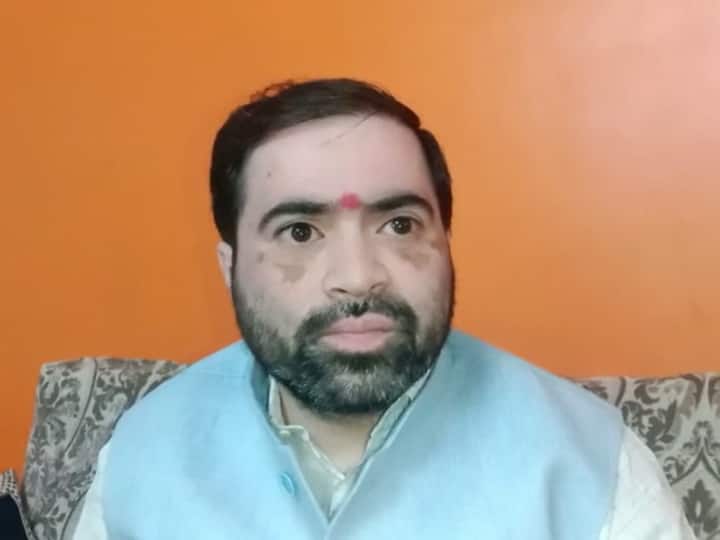 UP Minister Satish Chandra Sharma Attacks on Samajwadi Party National Executive Meeting ANN UP Politics: 'समाजवादी पार्टी की गुंडागर्दी और भ्रष्टाचार से जनता रही परेशान', योगी के मंत्री का अखिलेश पर निशाना