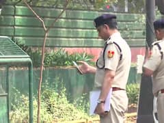 Delhi Police Arrives At Rahul Gandhi's Residence For Details Of 'Sexual Harassment' Victims
