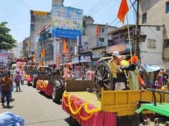 कोल्हापुरात पन्हाळगडावरील तोफगाड्यांची शोभायात्रा मोठ्या उत्साहात