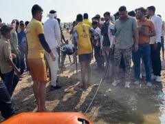 चंबल नदी से बरादम हुए तीन और शव, डूबकर मरनेवालों की संख्या 5, दो अब भी लापता