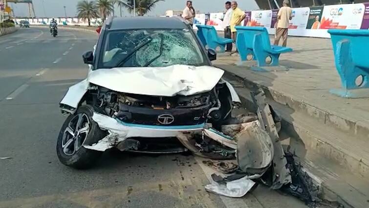 Mumbai news Update Woman dies in car accident at Worli seaface in Mumbai  Mumbai : वरळी सीफेसवर भीषण अपघात, भरधाव कारच्या धडकेत जॉगिंगला गेलेल्या महिलेचा मृत्यू  