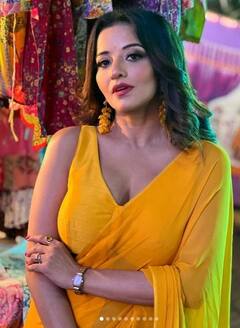 Monalisa: ਭੋਜਪੁਰੀ ਅਭਿਨੇਤਰੀ ਮੋਨਾਲੀਸਾ ਨੇ ਪੀਲੀ ਸਾੜ੍ਹੀ 'ਚ ਫੈਲਾਈ ਆਪਣੀ ਖੂਬਸੂਰਤੀ, ਸਟਾਈਲ 'ਤੇ ਟਿਕ ਗਈ ਫੈਨਜ਼ ਦੀਆਂ ਨਜ਼ਰਾਂ