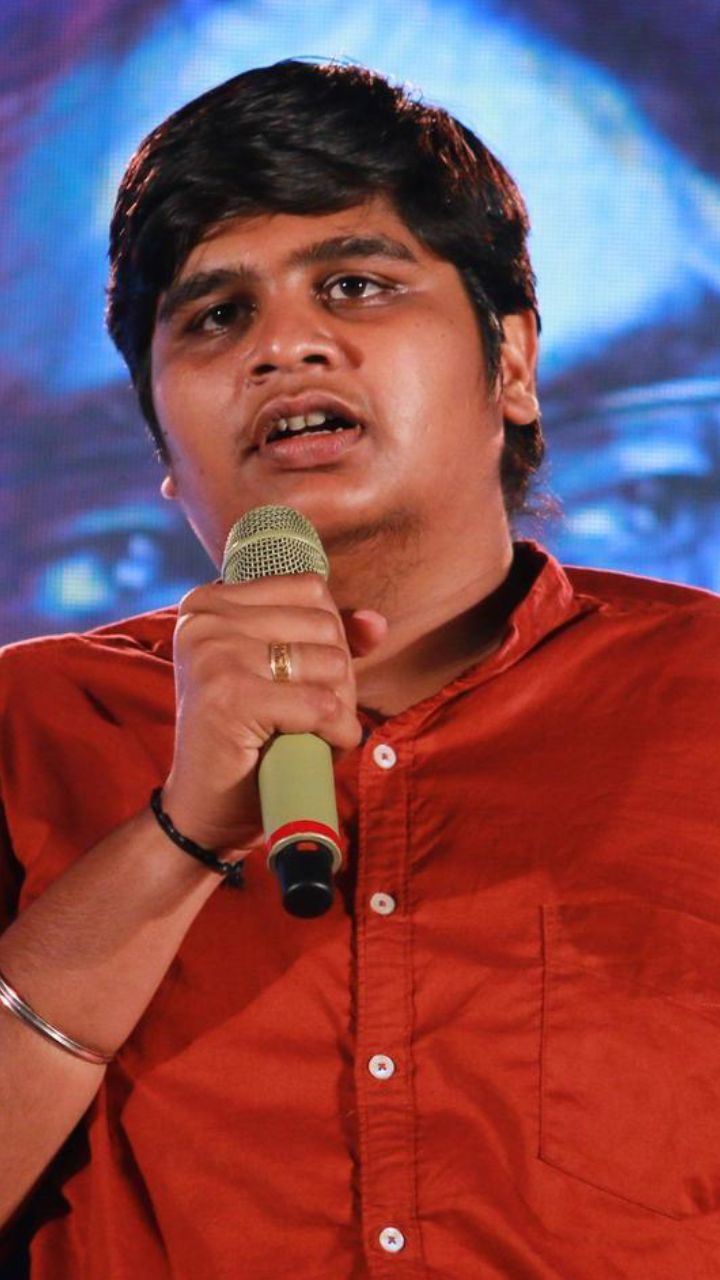 இவர் இயக்கிய படங்களின் பட்டியல்..