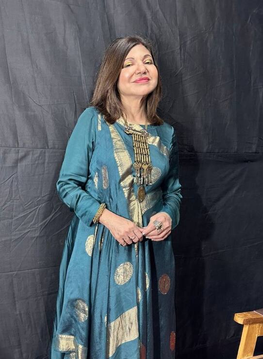 अलका यांची शिलाँगचे उद्योगपती नीरज कपूर यांच्यासोबत एका रेल्वे स्टेशनवर ओळख झाली. आधी दोघांची मैत्री झाली आणि नंतर या मैत्रीचे रुपांतर प्रेमात झाले.