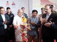 ग्रेटर नोएडा: यूपी के इंटरनेशनल ट्रेड शो में अचानक बत्ती हुई गुल, दो मंत्रियों की मौजूदगी में हॉल में छाया अंधेरा