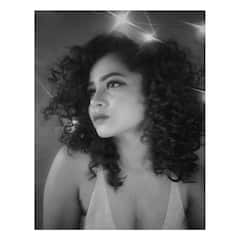 Shivali Parab Hot Photos : ‘महाराष्ट्राची हास्यजत्रा' फेम शिवालीचा हॉट अंदाज, पाहा फोटो