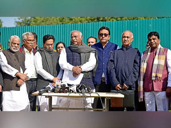 Budget Session: Opposition Meet Today To Chalk Out Parliament Strategy After Week 1 Washout Budget Session: Opposition Meet Today To Chalk Out Parliament Strategy After Week 1 Washout