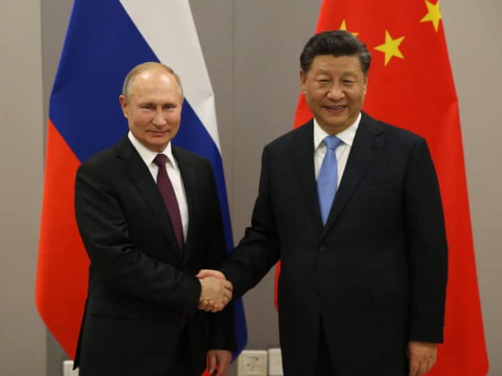 Russian President Vladimir Putin Welcomes China President Xi Jinping For A Three-day Trip To Moscow