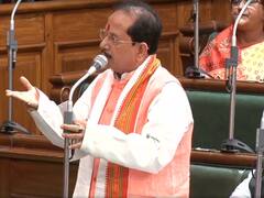 Ramadan पर मुस्लिम कर्मियों को मिली छूट पर सदन में हंगामा, नवरात्र में छुट्टी की मांग को लेकर BJP ने सरकार को घेरा