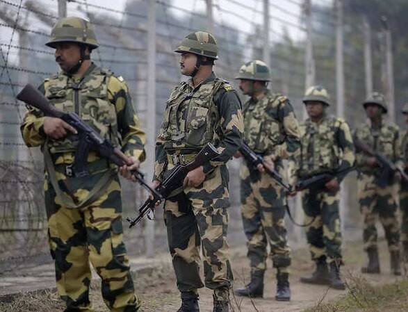 BSF Recruitment 2023: Application Process Begins For Head Constable Posts, Apply Online At rectt.bsf.gov.in BSF Recruitment 2023: Application Process Begins For Head Constable Posts, Apply Online At rectt.bsf.gov.in