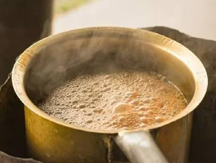 अनेक जण दिवसातून दोन-तीन कप चहा पितात.