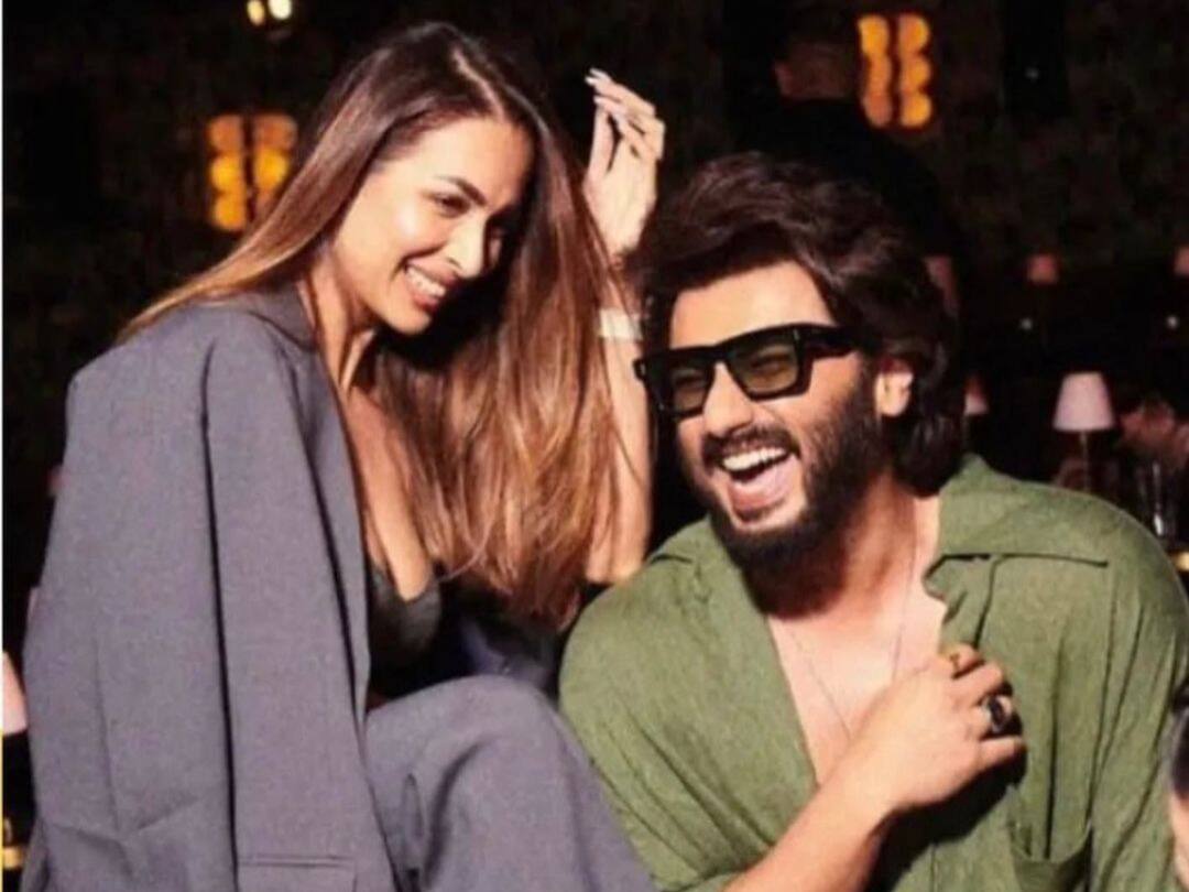 Malaika Arora Talks About Enjoying 'Pre-Honeymoon' Phase With Arjun Kapoor; Says 'Love Being Called A Sex Symbol' Malaika Arora Talks About Enjoying 'Pre-Honeymoon' Phase With Arjun Kapoor; Says 'Love Being Called A Sex Symbol'
