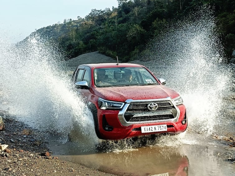Toyota Hilux 2023 Automatic Off-Road Review Looks Performance Ground Clearance Toyota Hilux 2023 Automatic Off-Road Review — Looks, Ground Clearance And Performance