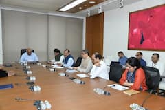 In Photos: ધ આત્મનિર્ભર ગુજરાત સ્કીમ્સ ફોર આસીસ્ટન્સ ટુ ઇન્ડસ્ટ્રીઝ યોજના અન્વયે 56 MoU થયા, હજારો લોકોને મળશે રોજગારી