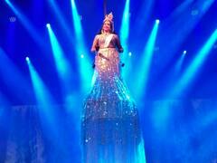 Hema Malini : हेमा मालिनींनी केला बॅले डान्स; पाहा फोटो