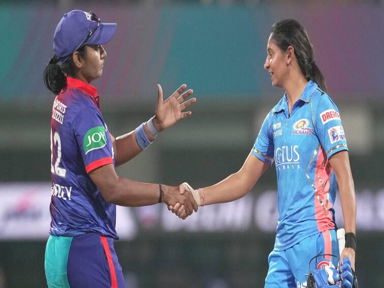 WPL 2023 MI W given target of 110 runs against GG W in Match 18 at DY Patil Stadium MI-W vs DC-W, 1 Innings Highlight: மகளிர் ஐ.பி.எல்: மும்பையை அள்ளி வாரிய டெல்லி...முதலிடம் பிடித்து அசத்தல்..!