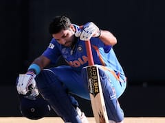 PHOTOS: जब युवराज सिंह ने खून की उल्टियां करते हुए जड़ दिया था शतक