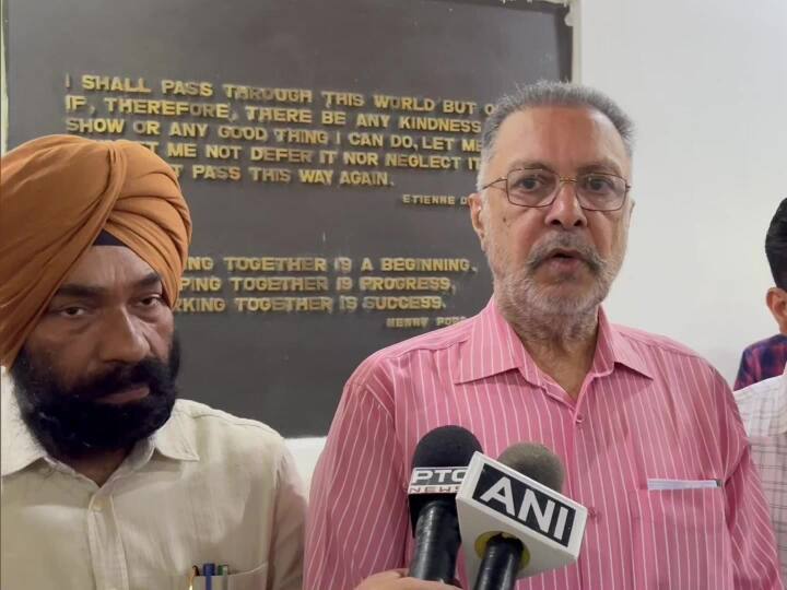 Punjab Minister Balveer Singh said If Waris Punjab De Organization Amritpal Singh arrested then DGP will inform Amritpal Singh Arrest Operation: अमृतपाल सिंह की गिरफ्तारी पर बोले मंत्री बलवीर सिंह- अगर वो गिरफ्तार हुआ तो DGP खुद देंगे जानकारी