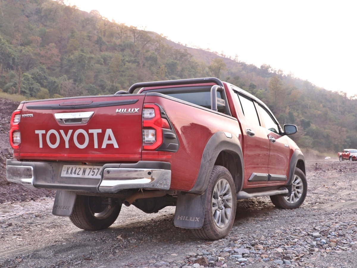 Toyota Hilux 2023 Automatic Off-Road Review — Looks, Ground Clearance And Performance