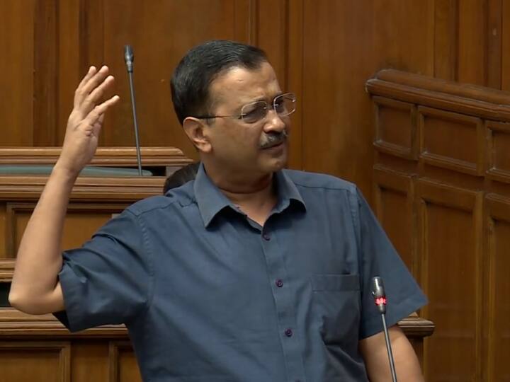 Delhi Budget Session: विधानसभा में CM केजरीवाल बोले- 'संविधान के ऊपर हमला...LG को बजट रोकने का कोई अधिकारी नहीं' Delhi Budget Session 2023 CM Arvind Kejriwal Attacks On LG Speech Today Highlights Delhi Budget Session: विधानसभा में CM केजरीवाल बोले- 'संविधान के ऊपर हमला...LG को बजट रोकने का कोई अधिकारी नहीं'
