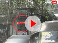 मुंबई के इस मेट्रो स्टेशन के पास LED बोर्ड पर लिखा ये मैसेज हुआ वायरल, आप भी देखें वीडियो 