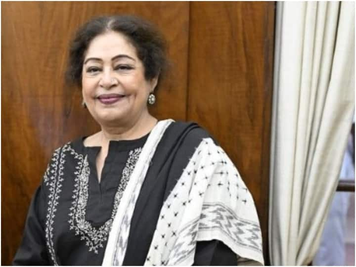 Kirron Kher Covid Positive: कोरोना की शिकार हुईं किरण खेर, पोस्ट शेयर कर दिया हेल्थ अपडेट, संपर्क में आए लोगों से की ये अपील