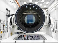 World Largest Camera: दुनिया का सबसे पावरफुल कैमरा, 260 आईफोन 14 प्रो कैमरे के मेगापिक्सल के बराबर, देखें तस्वीरें