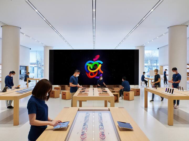 Apple to open its first retail stores in these Delhi and Mumbai malls next month नौकरी पाने का सुनहरा अवसर... अगले महीने दिल्ली और मुंबई के इन मॉल में खुलेगा एपल का पहला रिटेल स्टोर