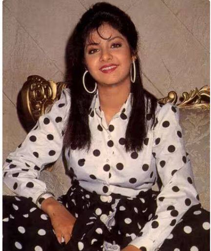 ਪਰ ਕਿਸਮਤ ਨੂੰ ਕੁਝ ਹੋਰ ਹੀ ਮਨਜ਼ੂਰ ਸੀ। ਅਦਾਕਾਰਾ ਨੇ ਕੁਝ ਫਿਲਮਾਂ 'ਚ ਕੰਮ ਕਰਨ ਤੋਂ ਬਾਅਦ ਸਿਰਫ 19 ਸਾਲ ਦੀ ਉਮਰ 'ਚ ਦੁਨੀਆ ਨੂੰ ਅਲਵਿਦਾ ਕਹਿ ਦਿੱਤਾ।