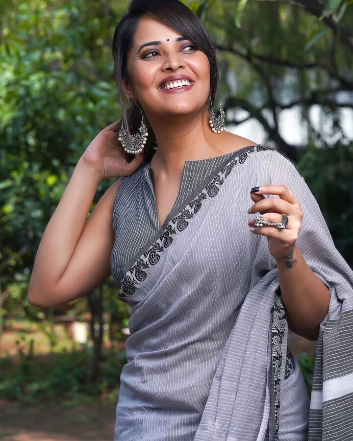 అనసూయ లేటెస్ట్ శారీ ఫొటోలు - Image Credit: Anasuya Bhardwaj/Instagram