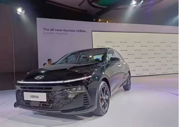 Hyundai Vernaને લાંબા વ્હીલબેઝ પર બનાવવામાં આવી છે. જેના કારણે તેને પ્રભાવશાળી 528 લિટર બૂટ સ્પેસ મળે છે.