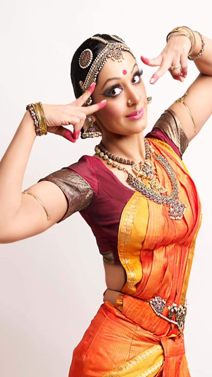 தேர்ந்த பரத நாட்டிய கலைஞர்