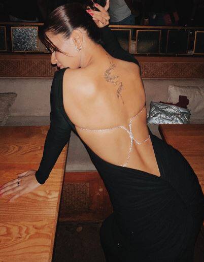 ਅਵਨੀਤ ਕੌਰ ਦੇ ਸਿਜਲਿੰਗ ਲੁੱਕਸ