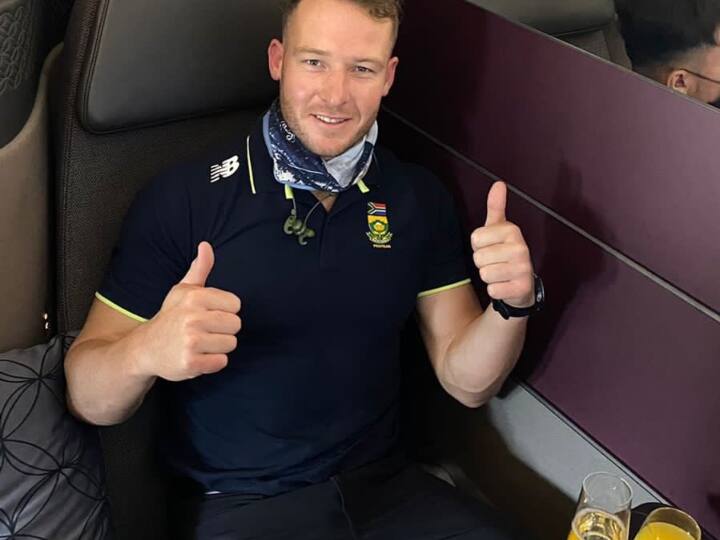 डेविड मिलर साउथ अफ्रीका की राष्ट्रीय टीम के अलावा दुनियाभर की कई क्रिकेट लीग में खेलते हैं. वह इंडियन प्रीमियर लीग, पाकिस्तान सुपर लीग, बांग्लादेश प्रीमियर लीग, कैरेबियन प्रीमियर लीग, बिग बैश लीग के अलावा कई टीमों का फ्रेंचाइजी क्रिकेट में प्रतिनिधित्व कर चुके हैं. हाल ही में वह पाकिस्तान सुपर लीग में मुल्तान सुल्तांस टीम का हिस्सा थे.