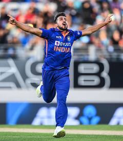 PHOTOS: IPL ने बदली थी उमरान मलिक की किस्मत, जानिए कैसे टीम इंडिया को मिला था सबसे तेज़ गेंदबाज़