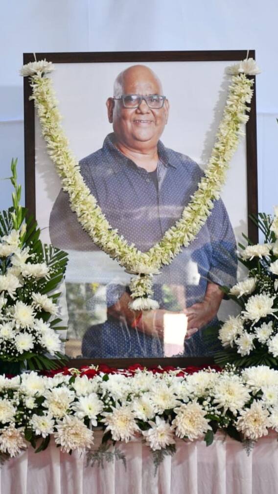 সতীশ কৌশিকের জন্য স্মরণসভা