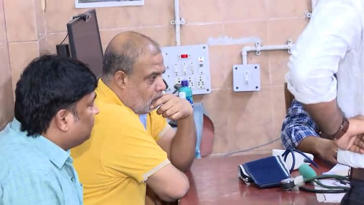 ED সূত্রে দাবি, সল্টলেকের FD ব্লকে হানা দিয়ে যে প্রচুর ডকুমেন্ট পাওয়া গেছে, তাতে রয়েছে বেশ কিছু ব্য়াঙ্ক অ্য়াকাউন্টের ডিটেলস।